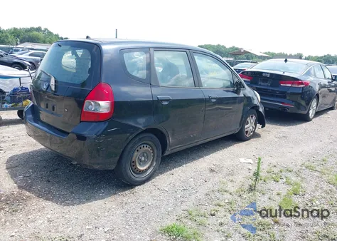 2008 Honda Fit z USA, uszkodzony, nr VIN JHMGD38448S010346